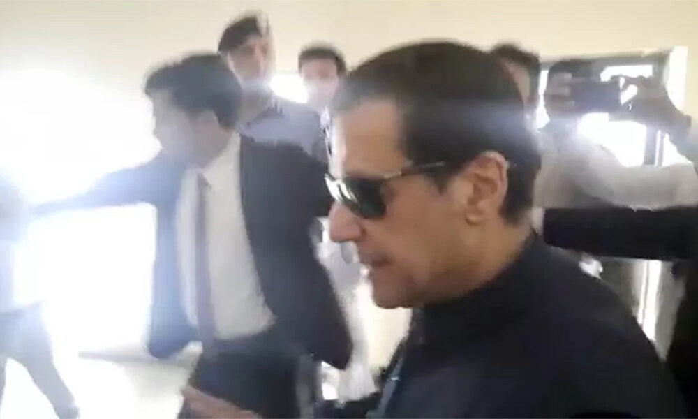 Pakistans Supreme Court Rules Imran Khans Arrest Was Illegal Sri