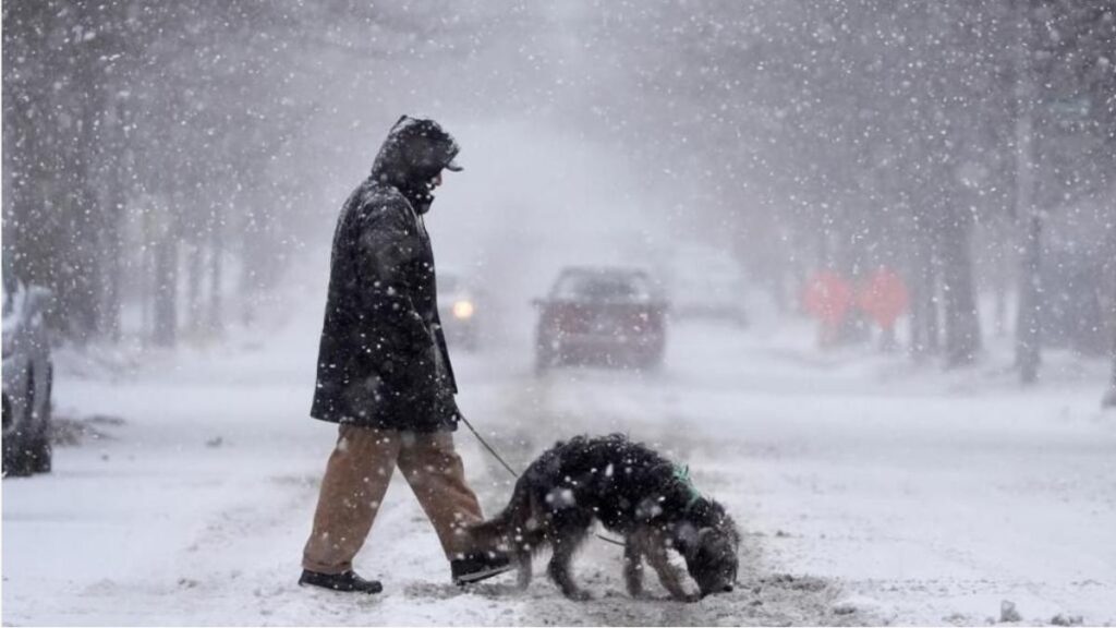 7 US states declare state of emergency as huge winter storm hits Sri