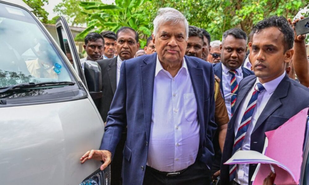 Ranil appears before Fort Magistrate’s Court (Update) – Sri Lanka Mirror – Right to Know. Power to Change
