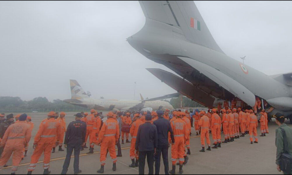 Another Relief Aircraft Arrives from India; High Commissioner Jha Visits Sedawatte for Inspection Another Relief Aircraft Arrives from India; High Commissioner Jha Visits Sedawatte for Inspection