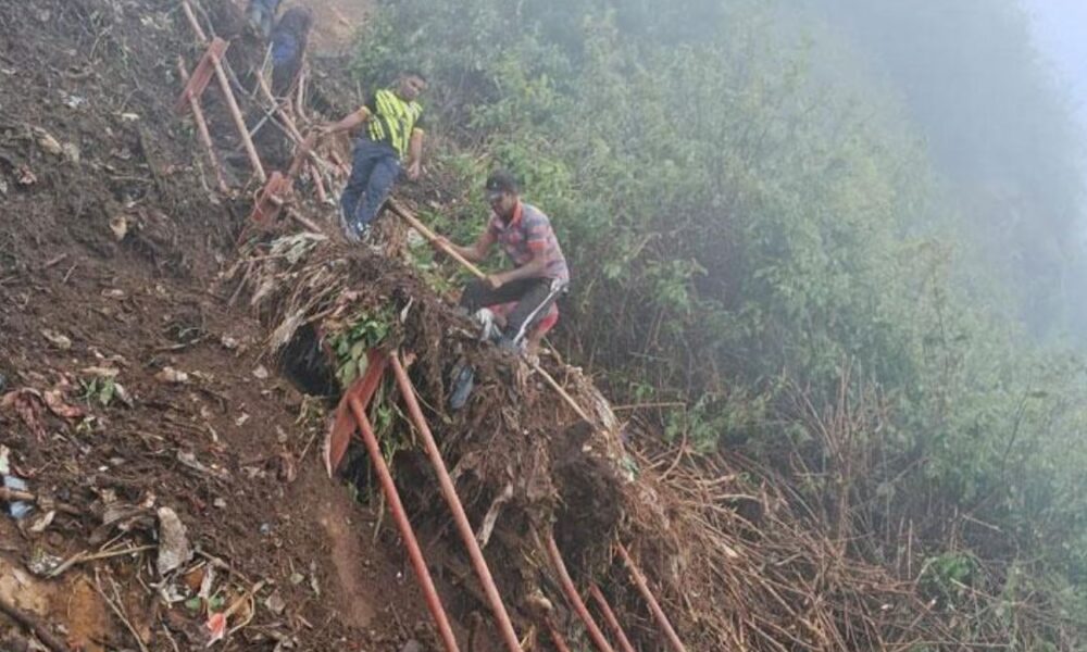 Recommendations made after landslip in Mahagiridamba area on Sri Pada route